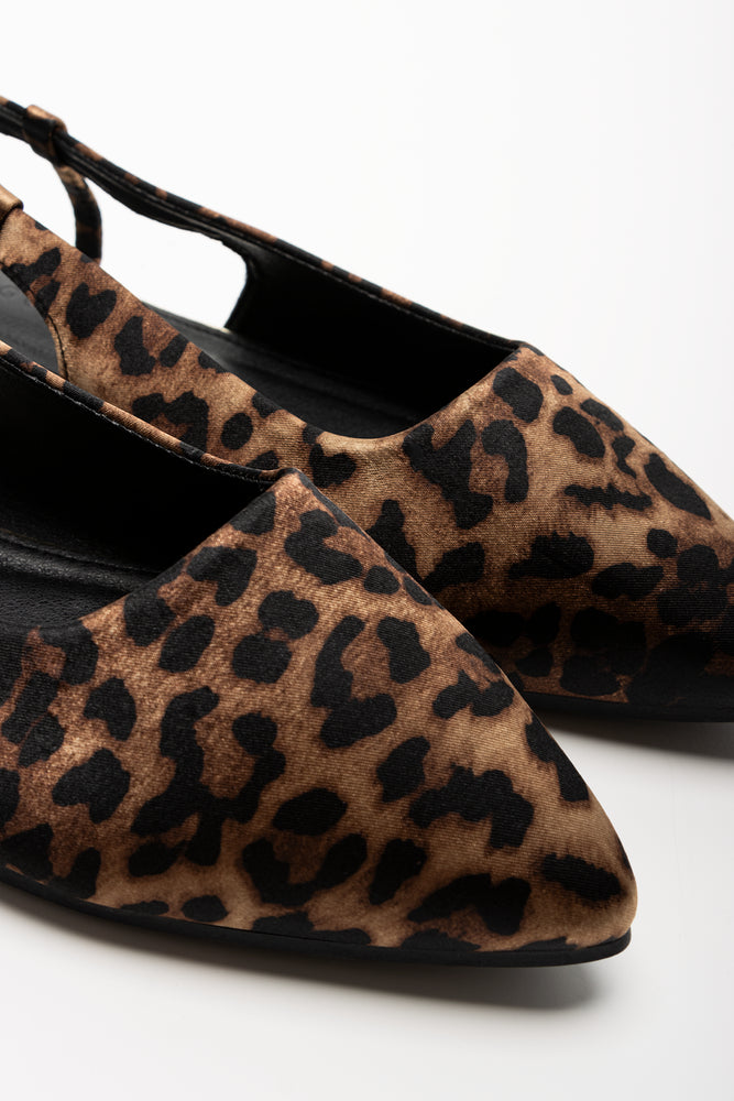 Leopard Print Sling Back Shoes (2)