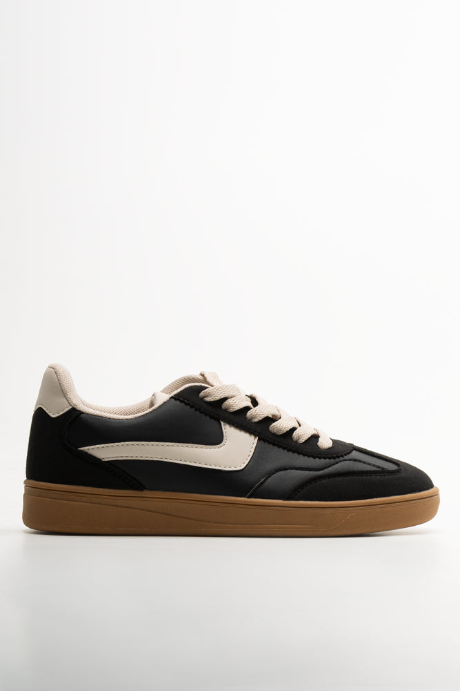 Retro Sneakers Black