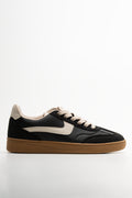 Retro Sneakers Black