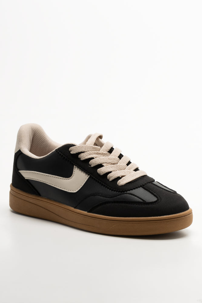Retro Sneakers Black