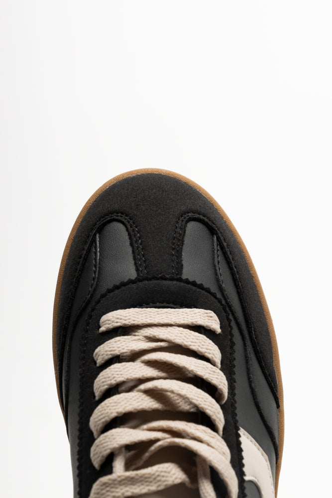 Retro Sneakers Black (4)
