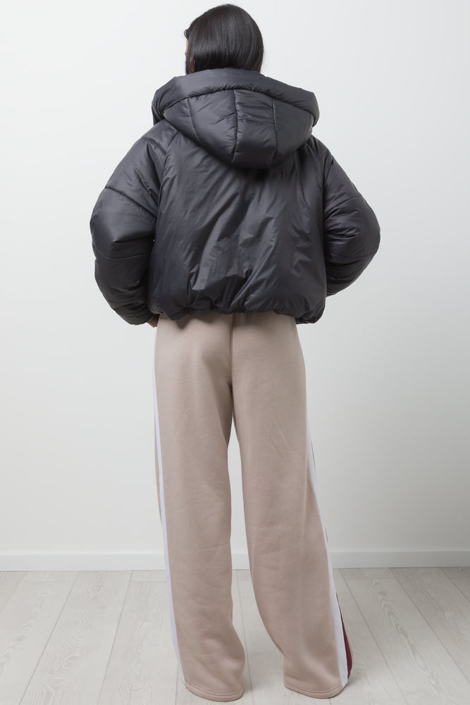 Hooded Puffer Jacket Black (2)