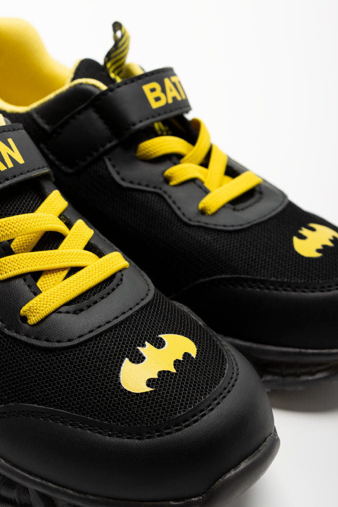 Batman Light Up Trainer Black (2)