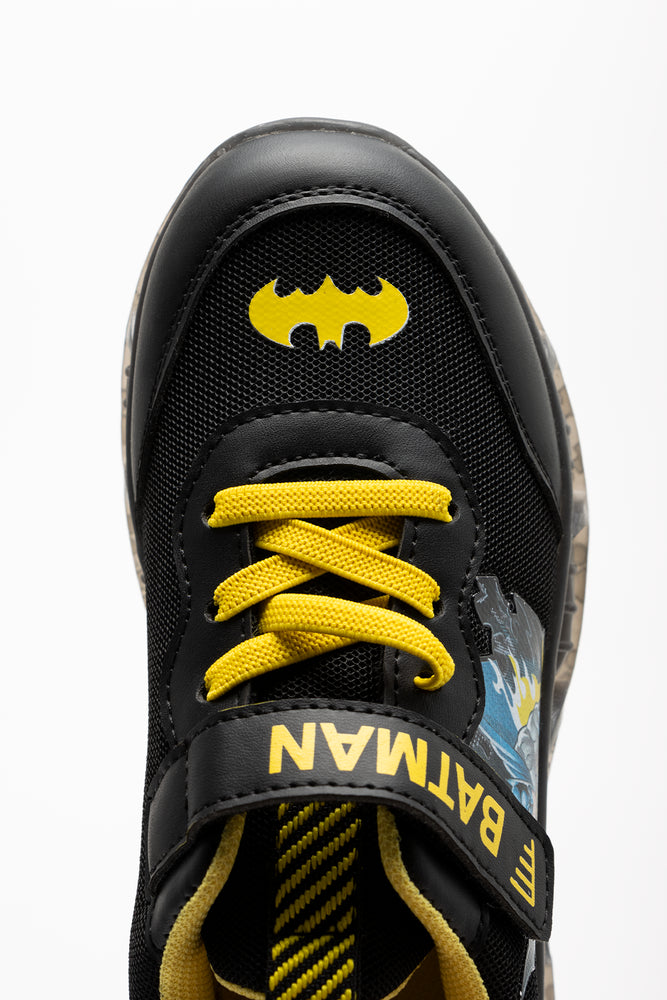 Batman Light Up Trainer Black (4)