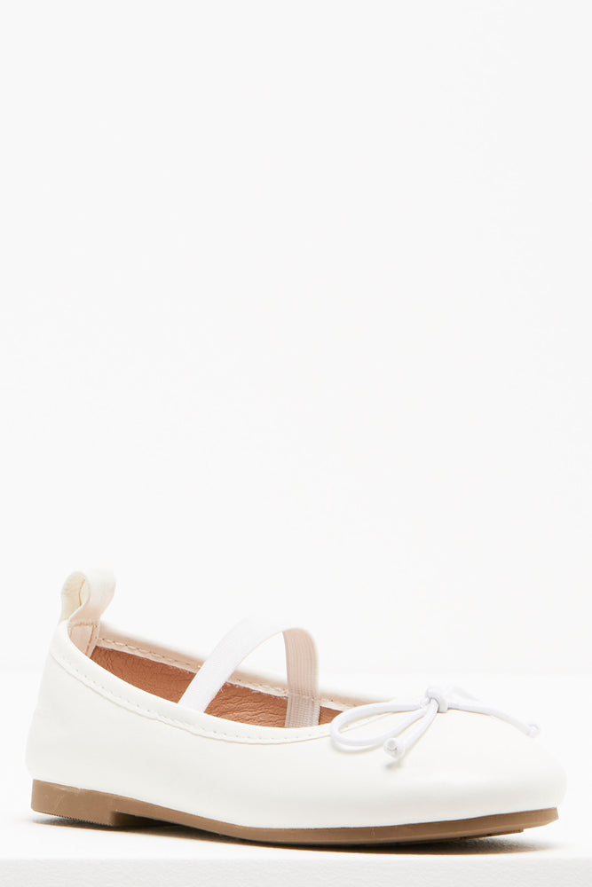 Pumps White