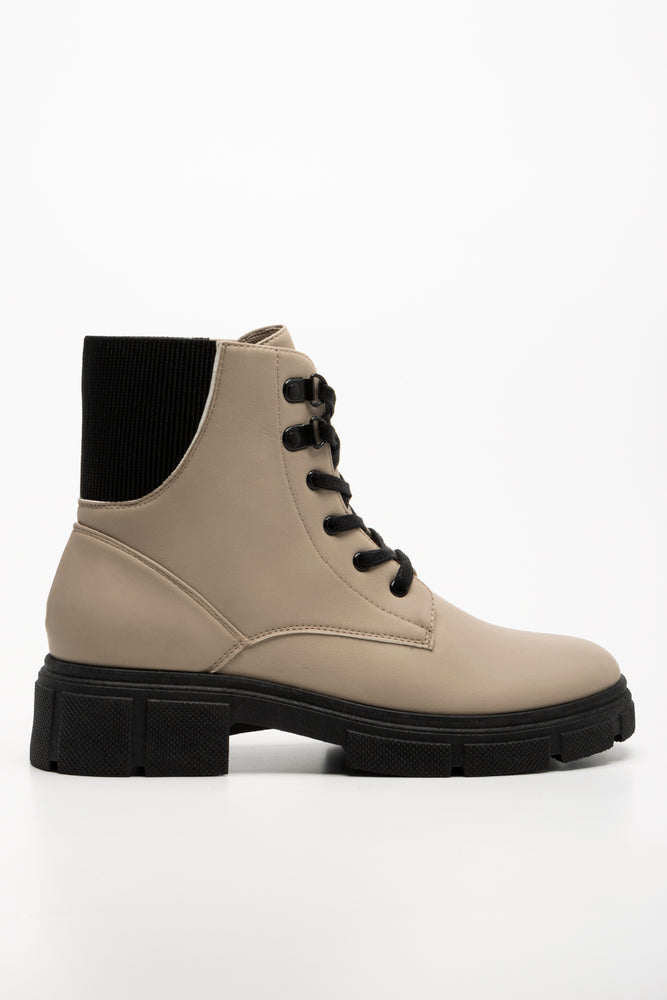 Lace Up Boots Natural