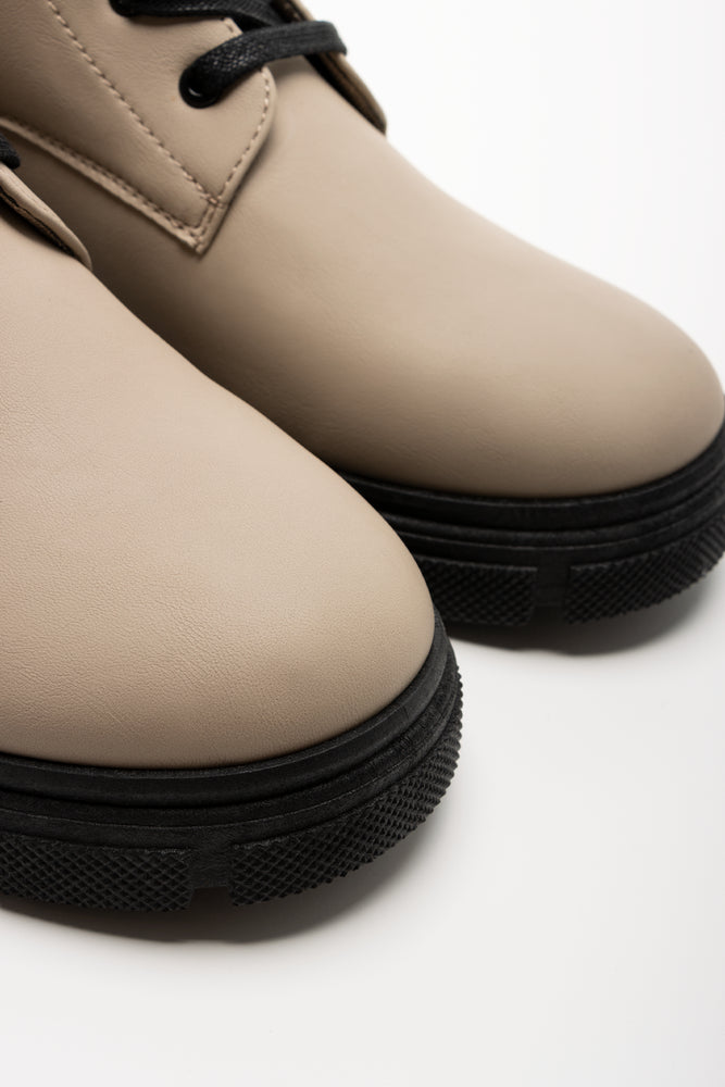 Lace Up Boots Natural (2)