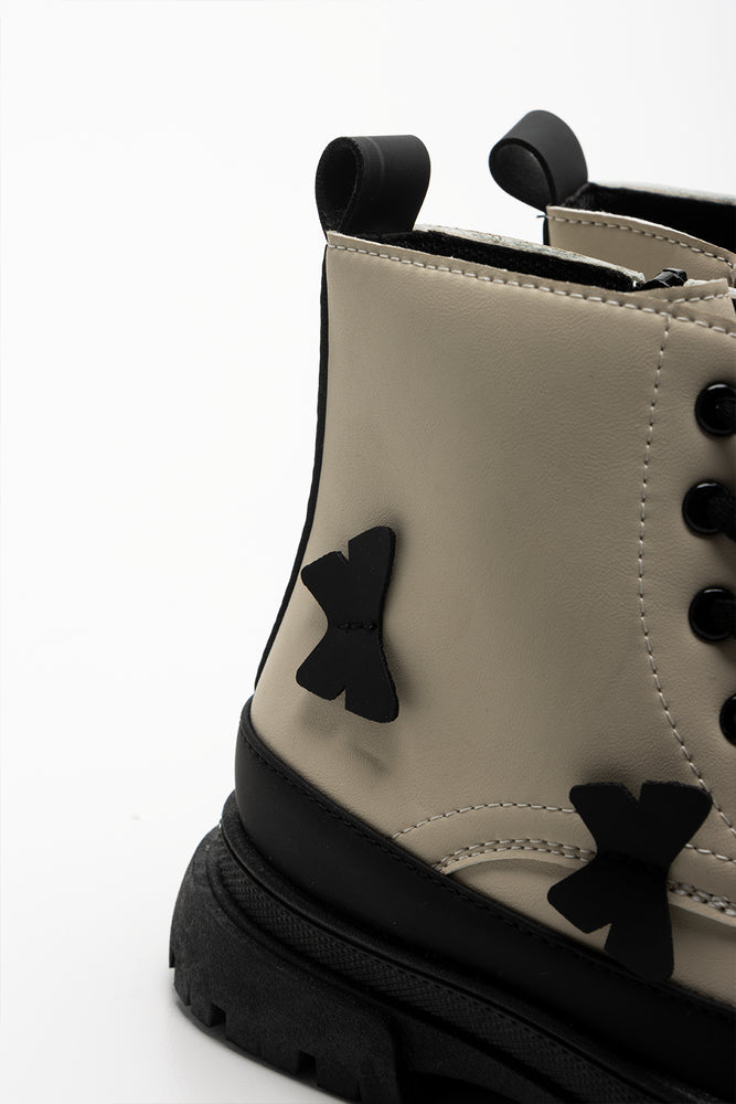 Lace Up Boots Natural (3)