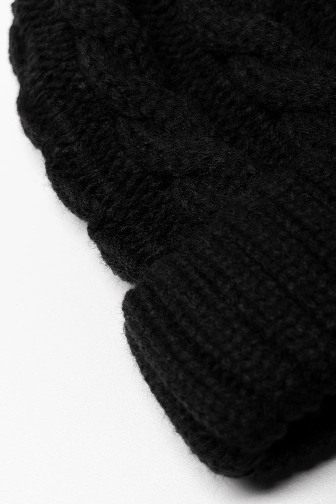 Chunky Knit Beanie Black (1)