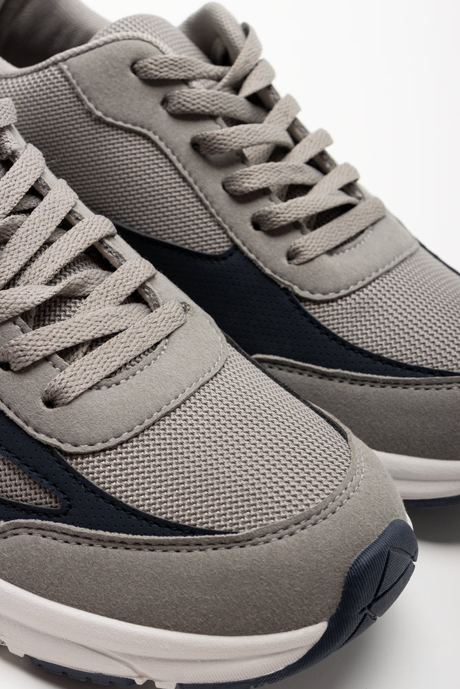 Retro Trainer Grey (2)