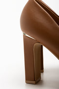 Block Heel Court Shoe Natural (3)