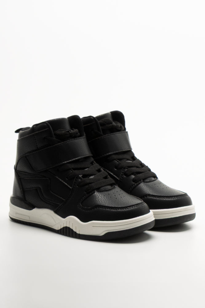 Hightop Sneakers Black
