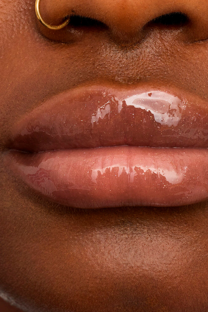 Essence Extreme Shine Volume Lipgloss 102 (2)