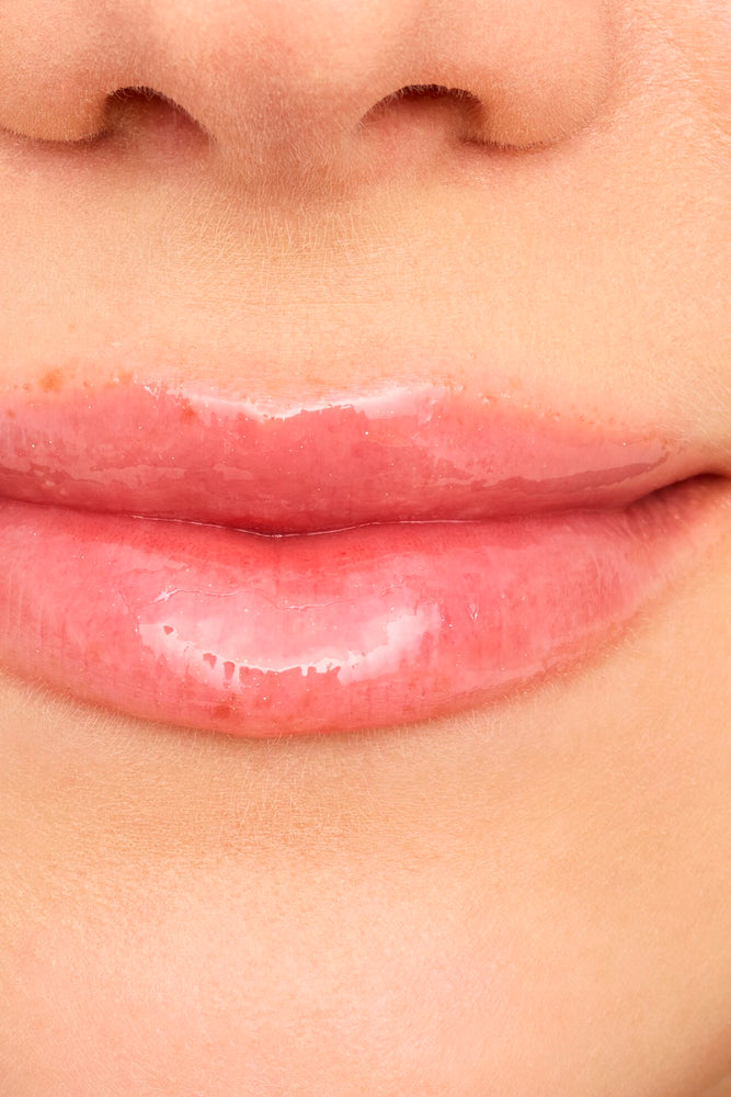 Essence Extreme Shine Volume Lipgloss 102 (3)