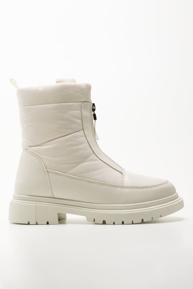 Boots Cream