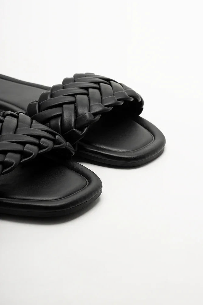 Weave Mule Sandal Black (2)