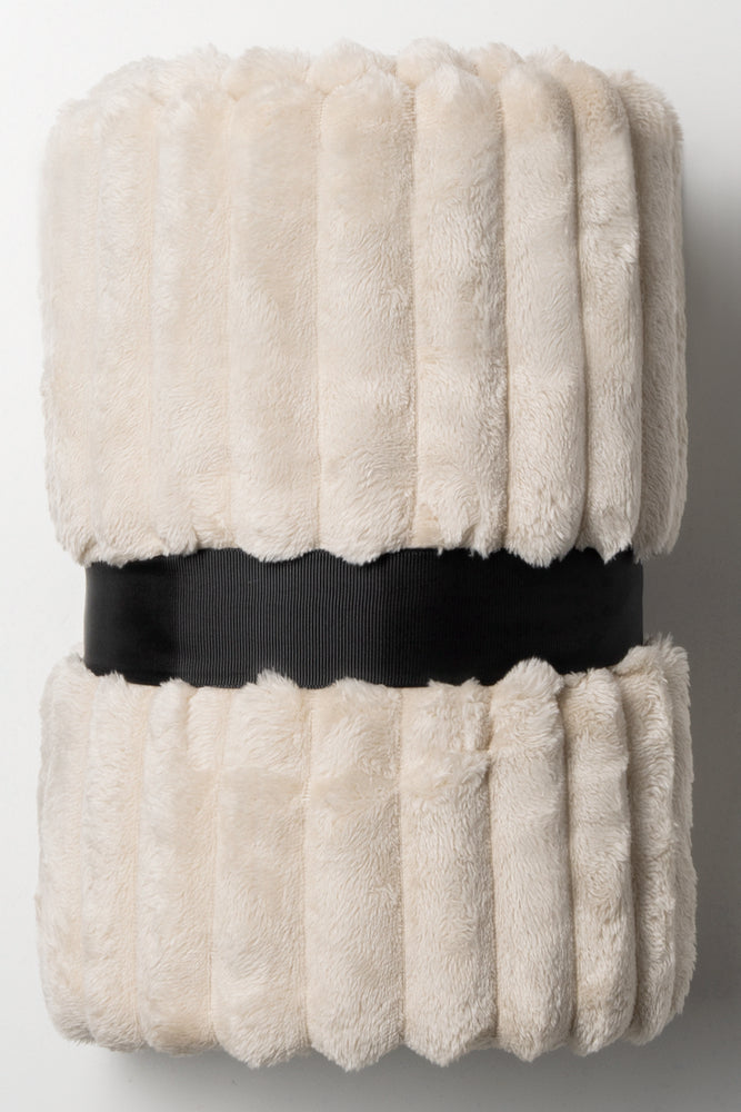 Large Textured Throw Cream