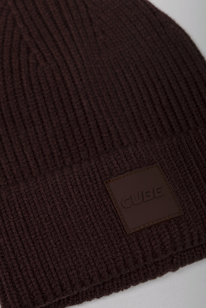 Beanie Brown