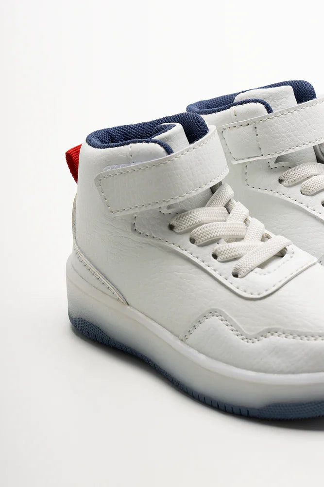 High Top Sneaker White (3)