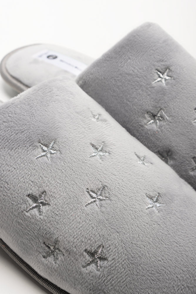 Star Trim Closed Toe Slippers Grey (2)