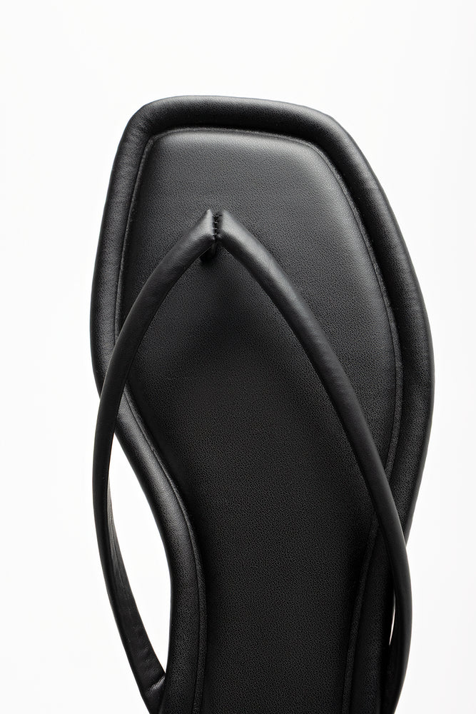 Thong Mule Sandal Black (4)