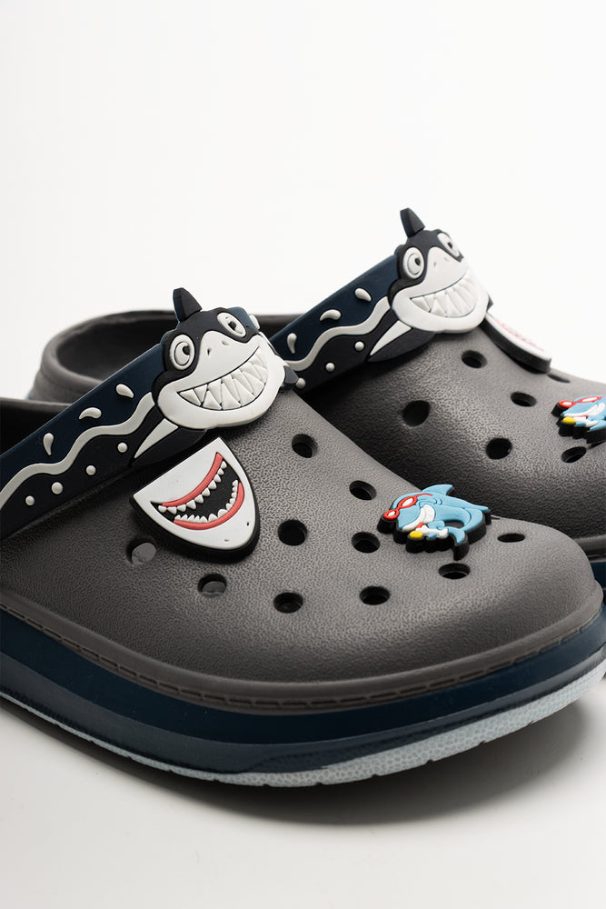 Shark Clogs Dark Grey (2)