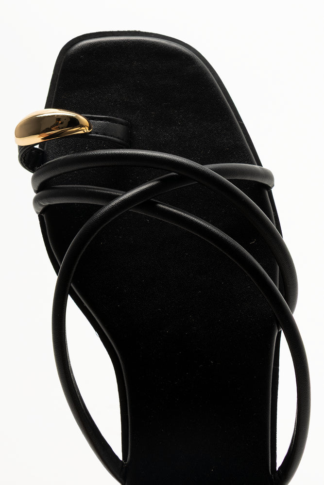 Metal Trim Toe Post Mule Sandals Black (4)