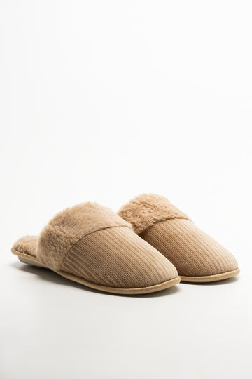 Fur Trim Closed Slippers Natural