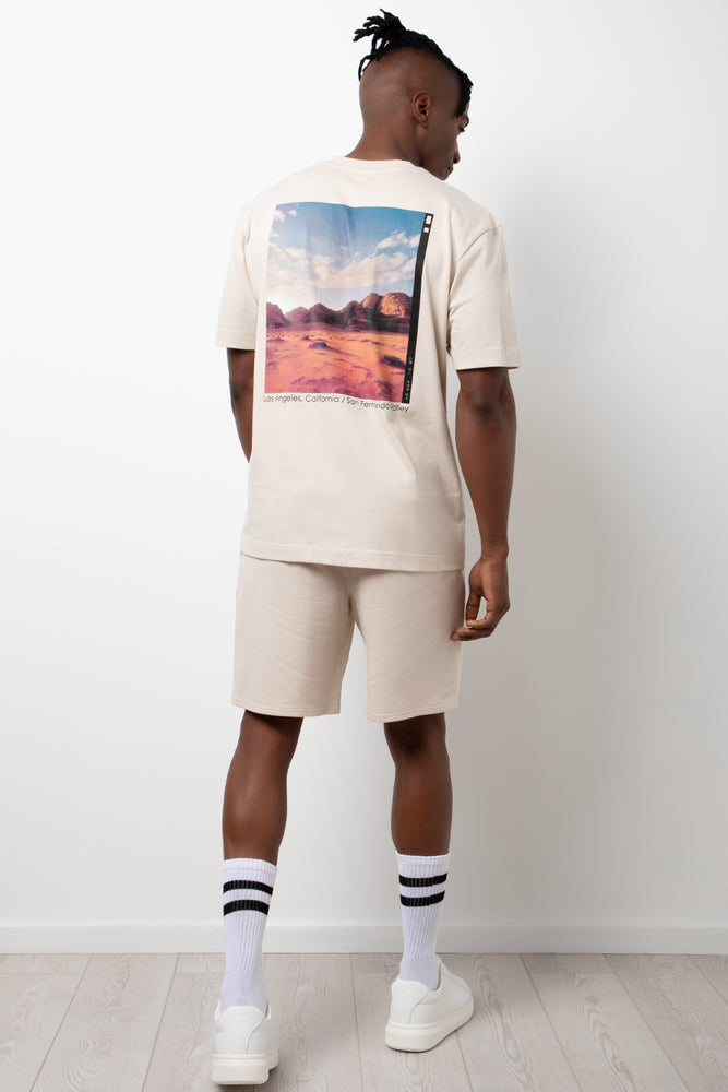 Graphic T-Shirt Natural (2)