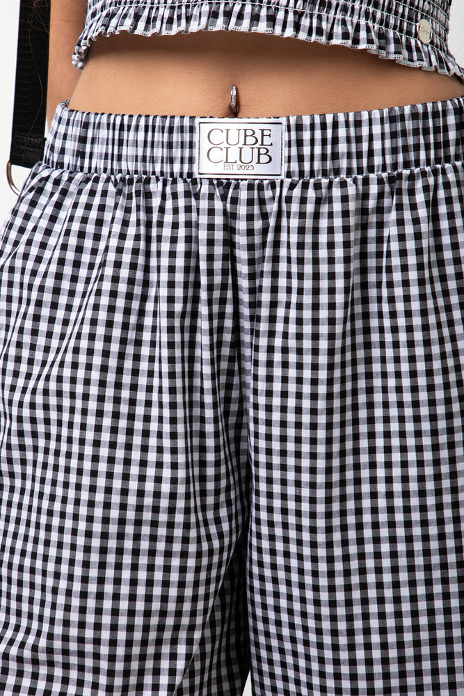 Check Pull On Pants Black And White (4)