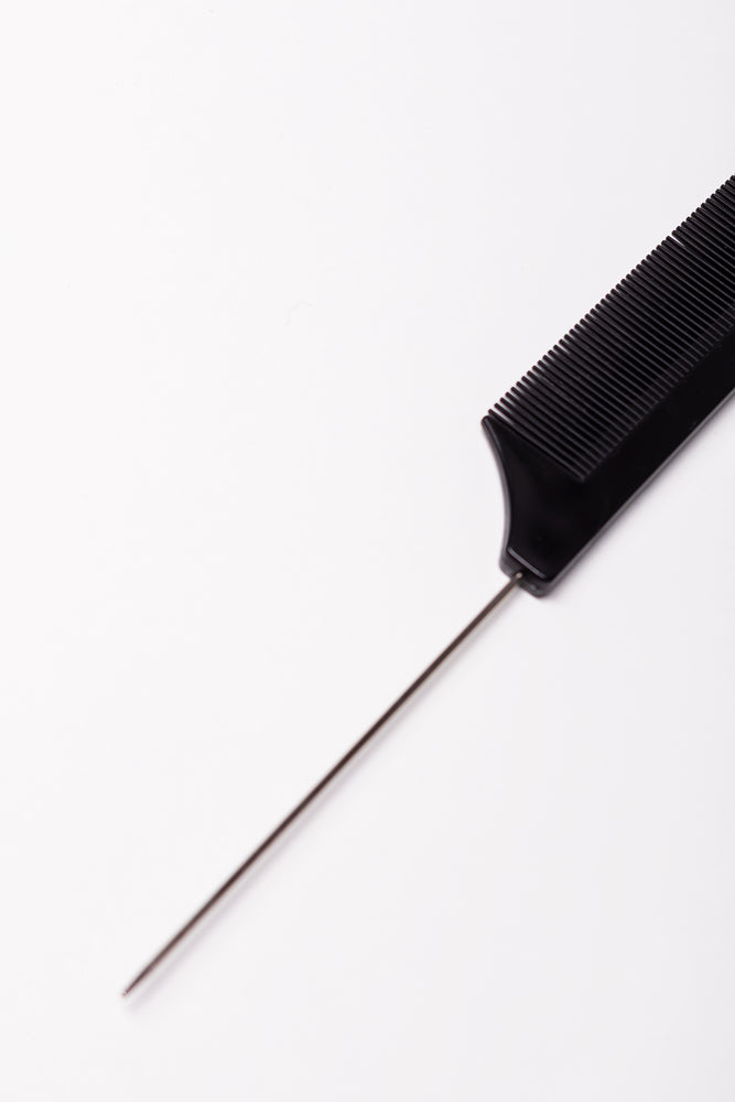 Tail Comb Metal Handle