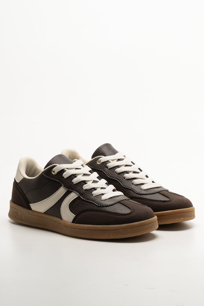 Retro Sneakers Brown