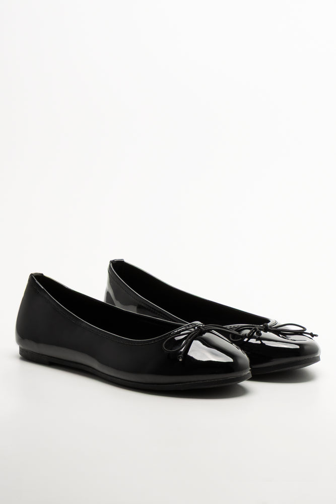 PATENT ALMOND TOE BALLERINA PUMP BLK