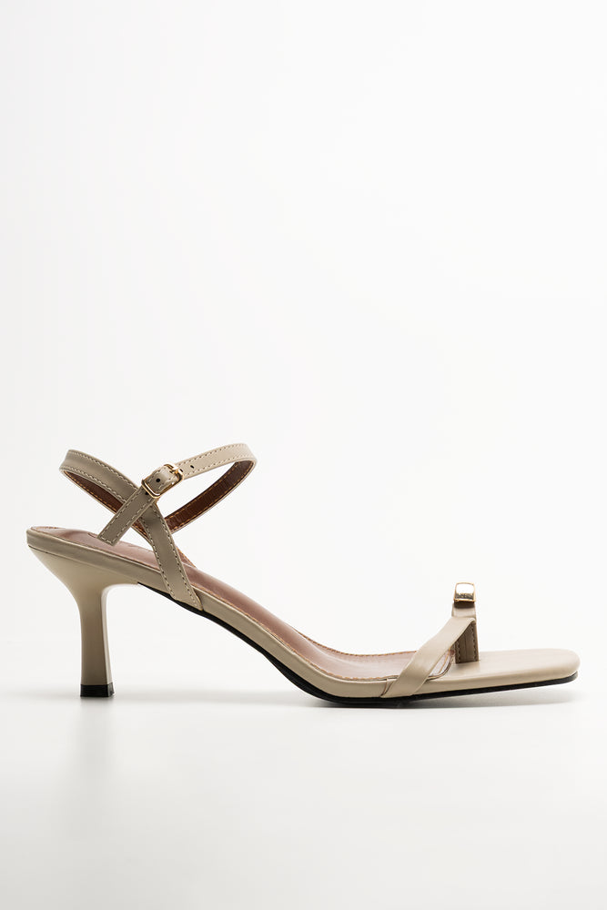 Toe Loop Heel Sandals Natural (1)