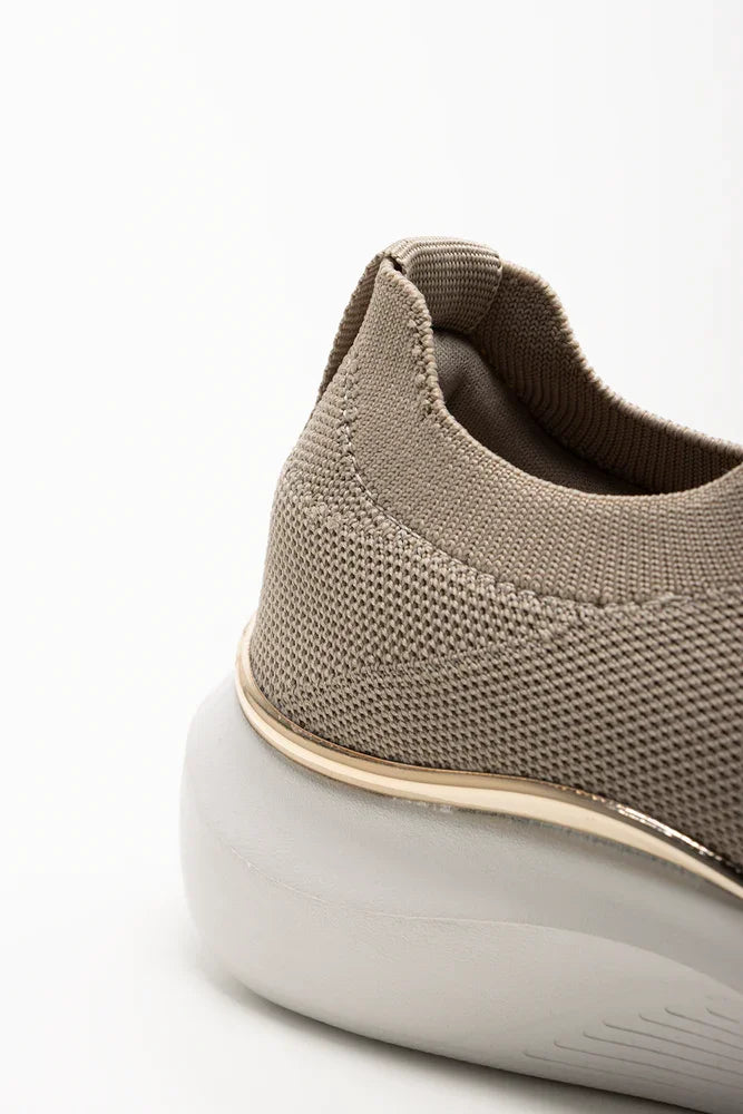 Knit Trainer With Metal Trim Natural (3)