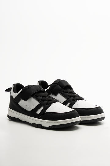 Skate Sneakers White