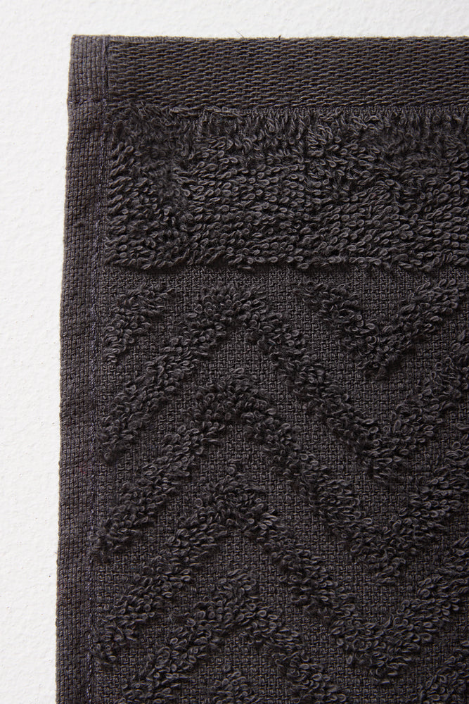 TEXTURED FACE CLOTH GRAY PINSTRIPE (1)