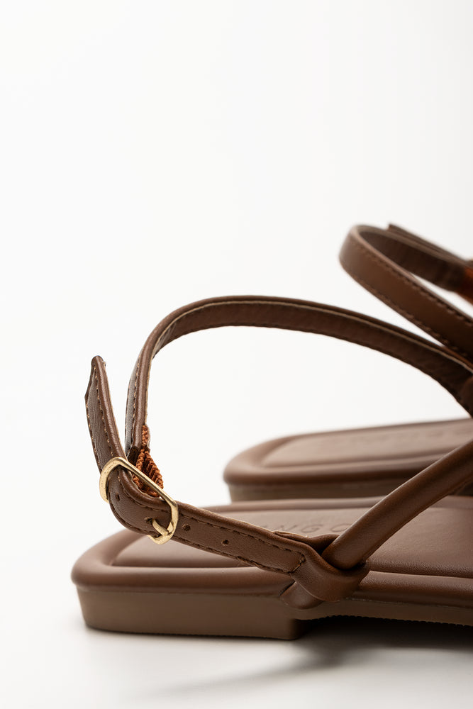 Thong Sandals Brown (3)