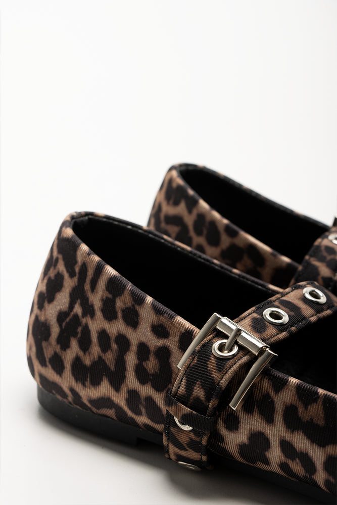 Leopard Print Mary -Jane Pump (3)