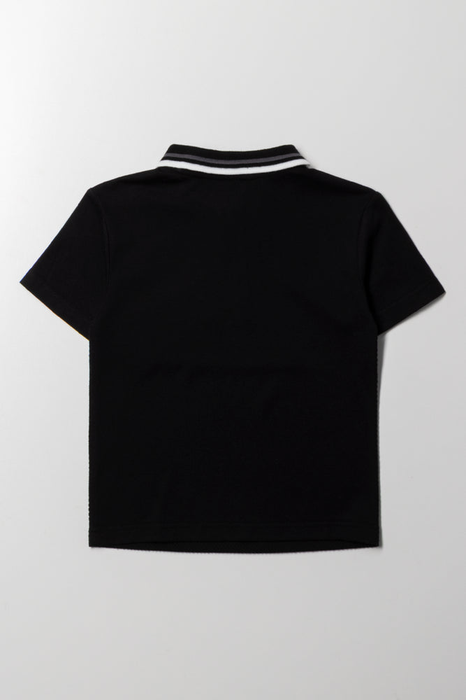 Textured Short Sleeve Golfer Black (2)