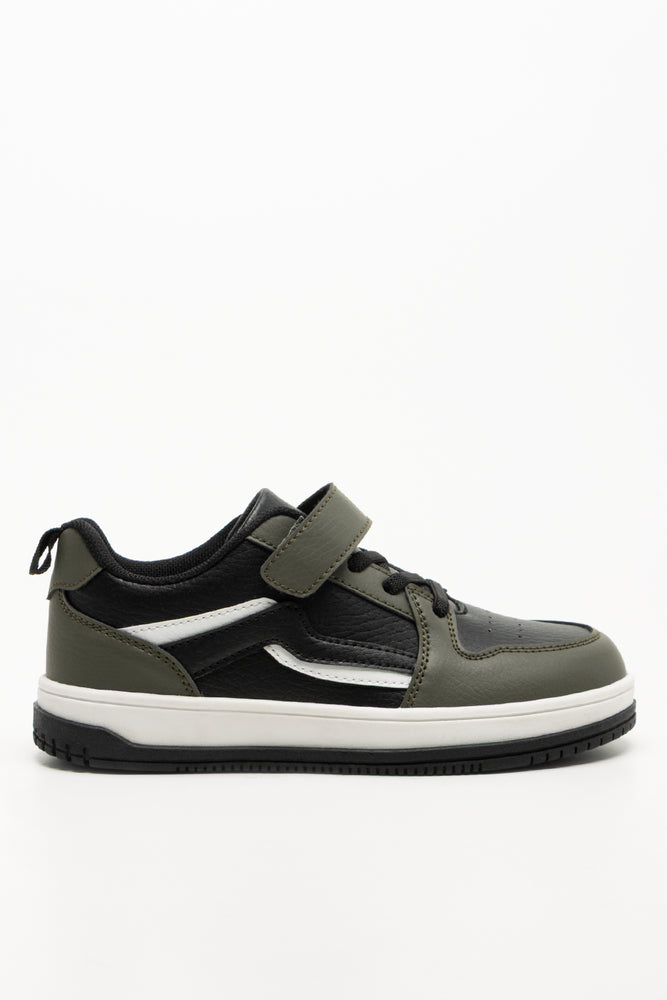 Skate Sneakers Black