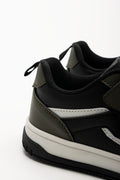 Skate Sneakers Black (3)