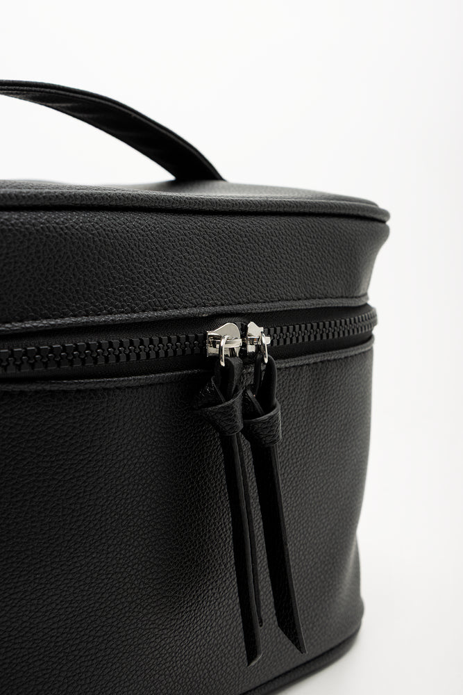 Large Make Up Bag Black (3)