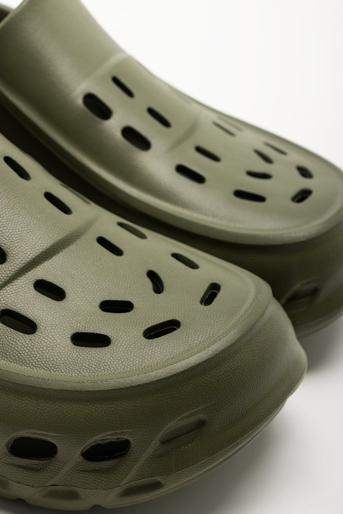 Clogs Green (2)
