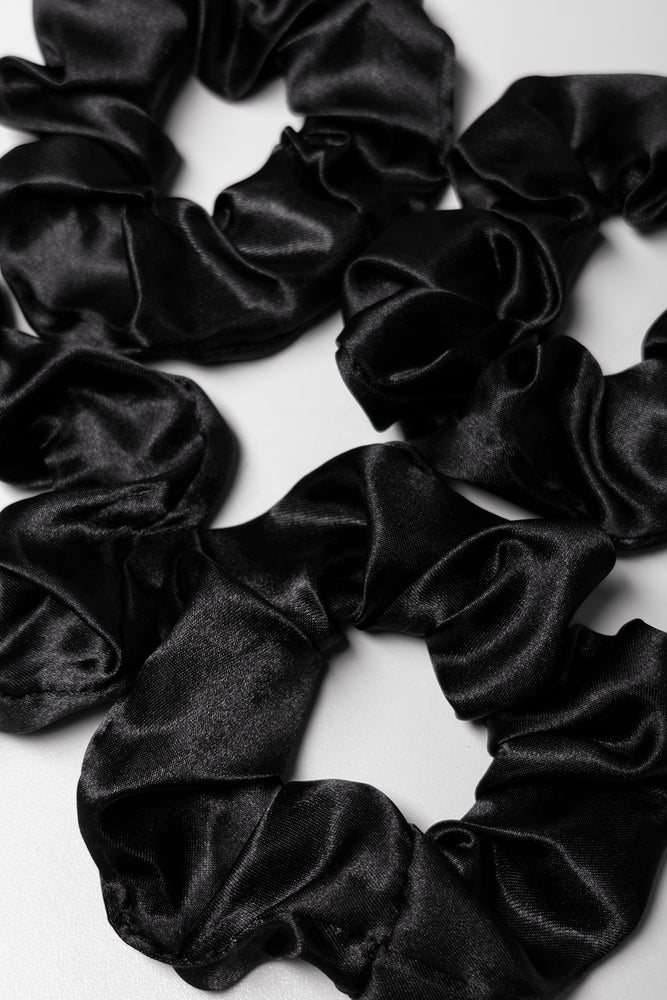 4 Pack Silky Scrunchies Black