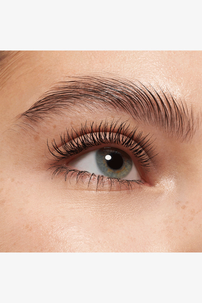 Essence All Eyes On Me Mascara 01 (2)