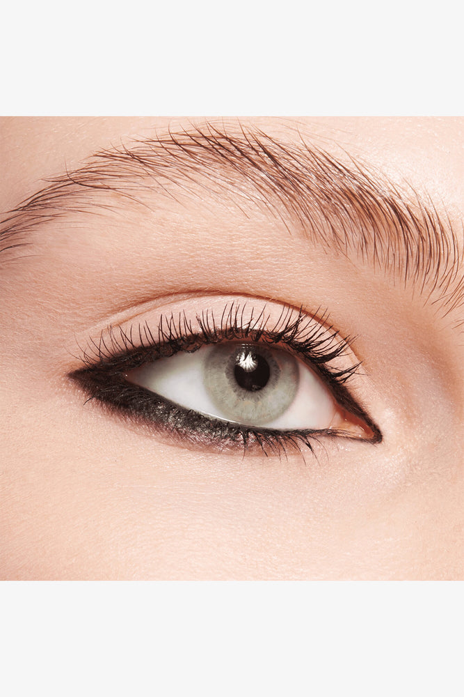 Essence Long-Lasting Eye Pencil 01 (2)