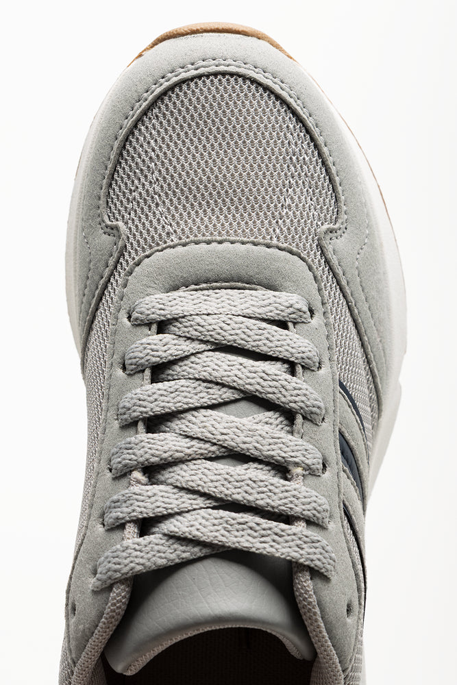 Retro Trainers Grey (4)