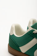Retro Charm Sneakers Green (3)