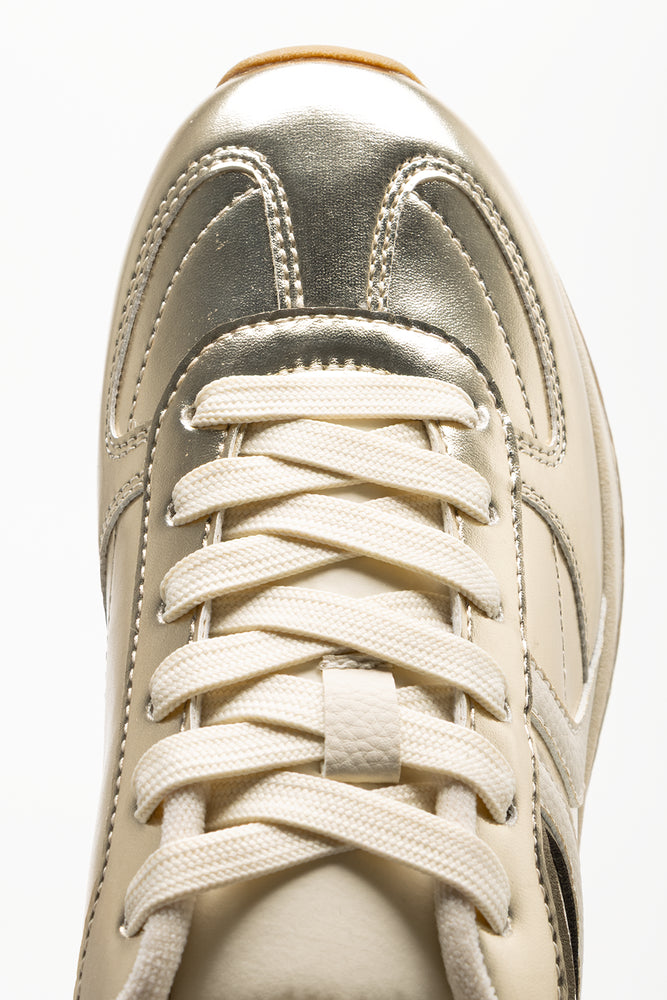 Metallic Retro Trainers Gold (4)